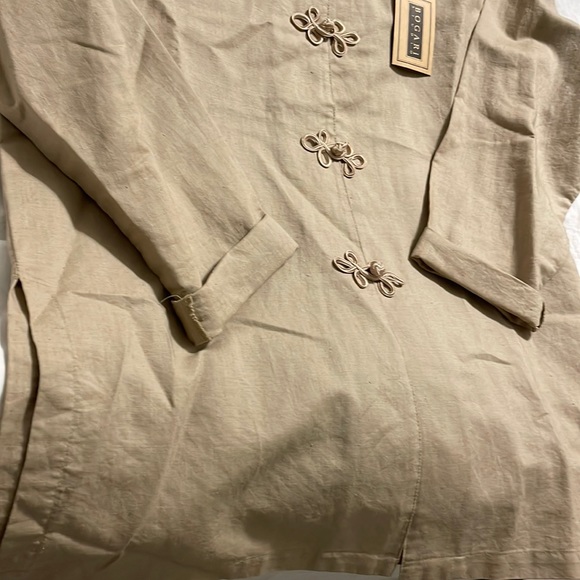 NWT - Bihari Studio - Tan Blouse - Medium - Picture 5 of 6